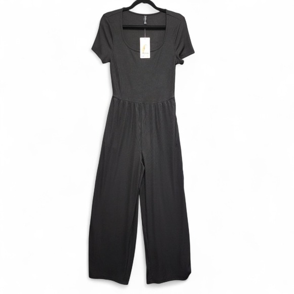 Pretty Garden Jumpsuit Womens M Black Wide Leg Micro Ribbed Stretch‎ NEW w/ Tag - Picture 1 of 14